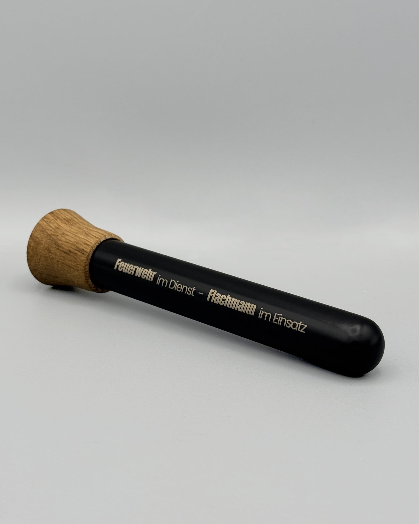 Lederhosenflachmann - Feuerwehr im Dienst Flachmann im Einsatz